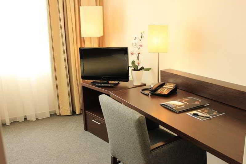 Hotel Luetzow Berlin Kültér fotó
