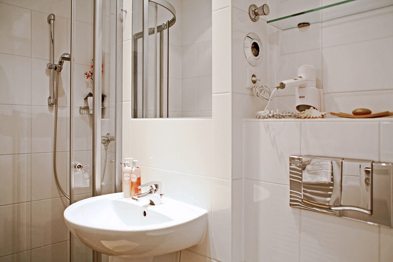 Hotel Luetzow Berlin Kültér fotó